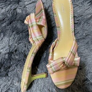 FIONI Clothing Multicolor Striped Heels